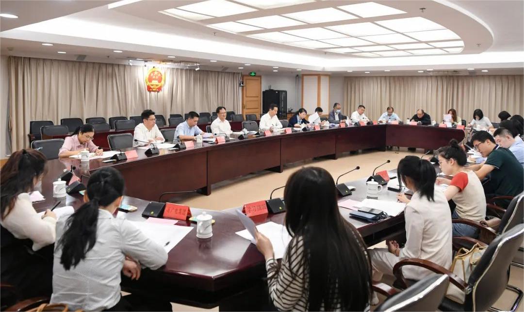福建省人大一常委會分會議室